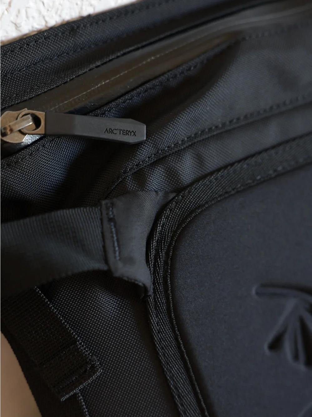 Arcteryx Arro 8 Shoulder Bag